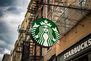 Uma coleção de NFTs será lançada este ano pela Starbucks, confirmou a empresa