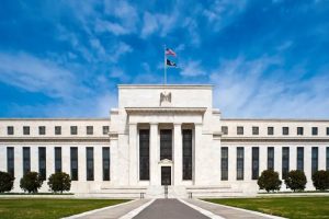 Fed anunciou que aumentará as taxas de juros dos EUA em 0,25 pontos percentuais e interromperá o ciclo de aperto